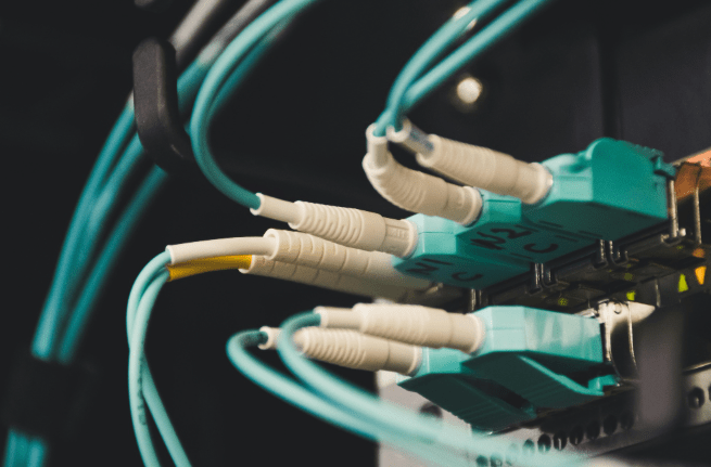 Glassfaserkabel und Stecker